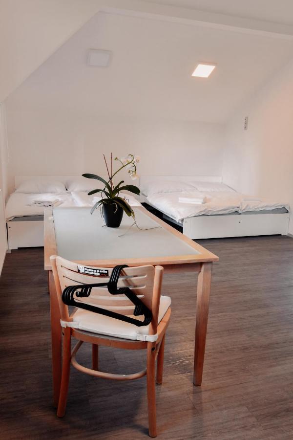 Apartmany Centrum Novy Bor Exterior photo